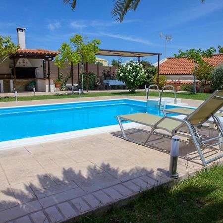 Artemis Riviera Villa Exteriör bild