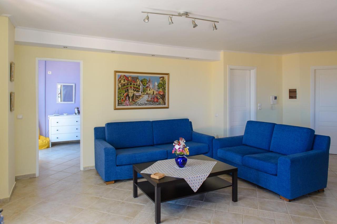Artemis Riviera Villa Exteriör bild