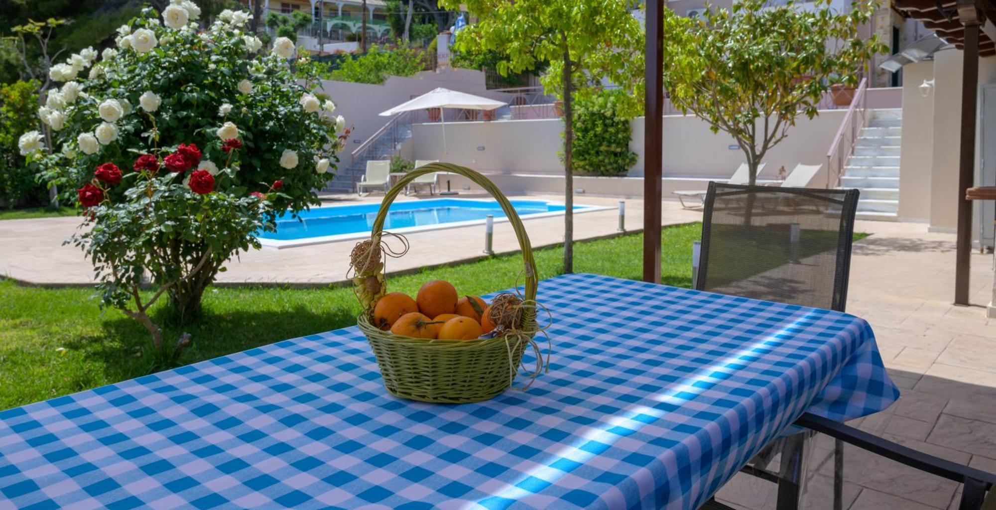 Artemis Riviera Villa Exteriör bild