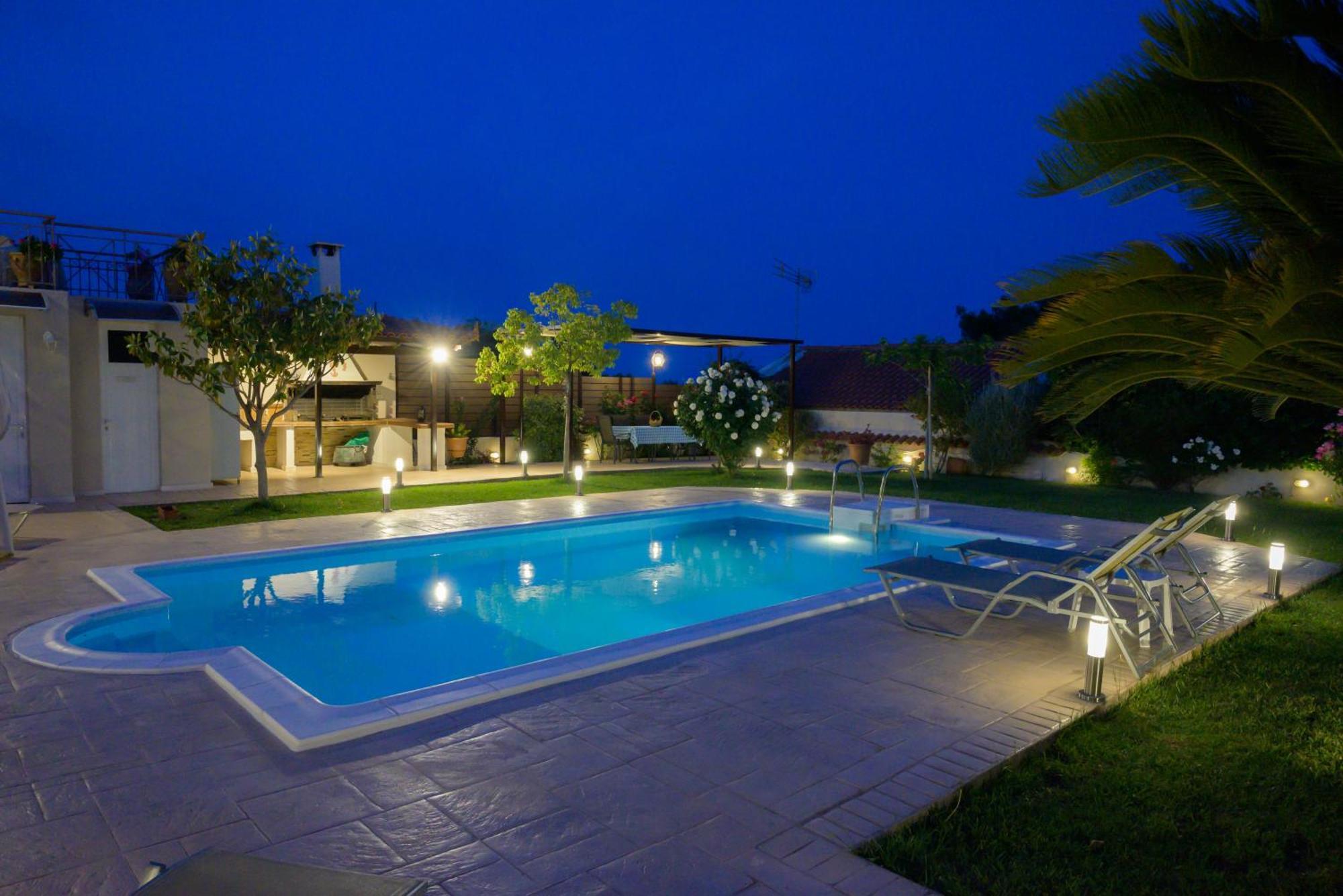 Artemis Riviera Villa Exteriör bild