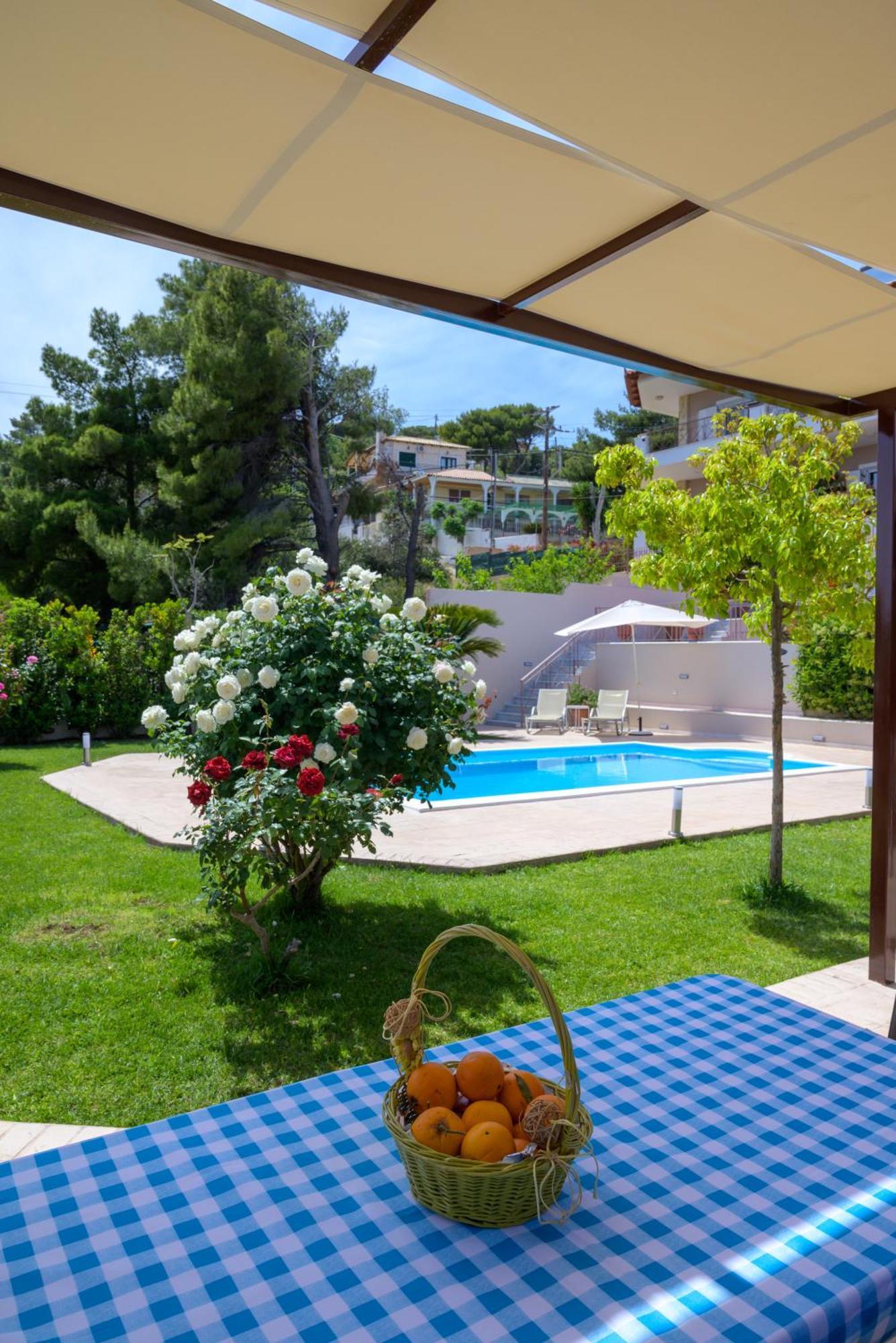 Artemis Riviera Villa Exteriör bild